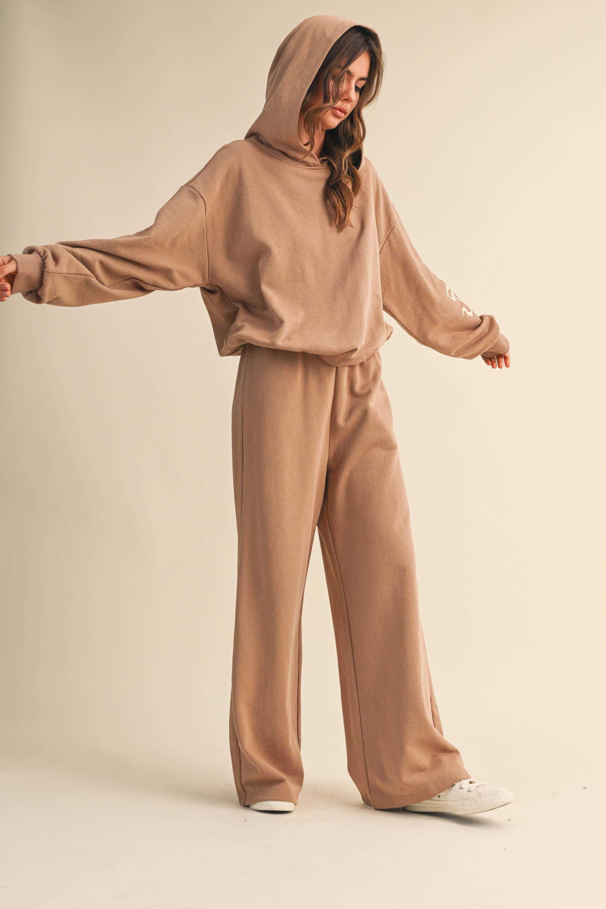 BOW PRINT HOODIE SWEATSHIRT AND WIDE PANTS SET