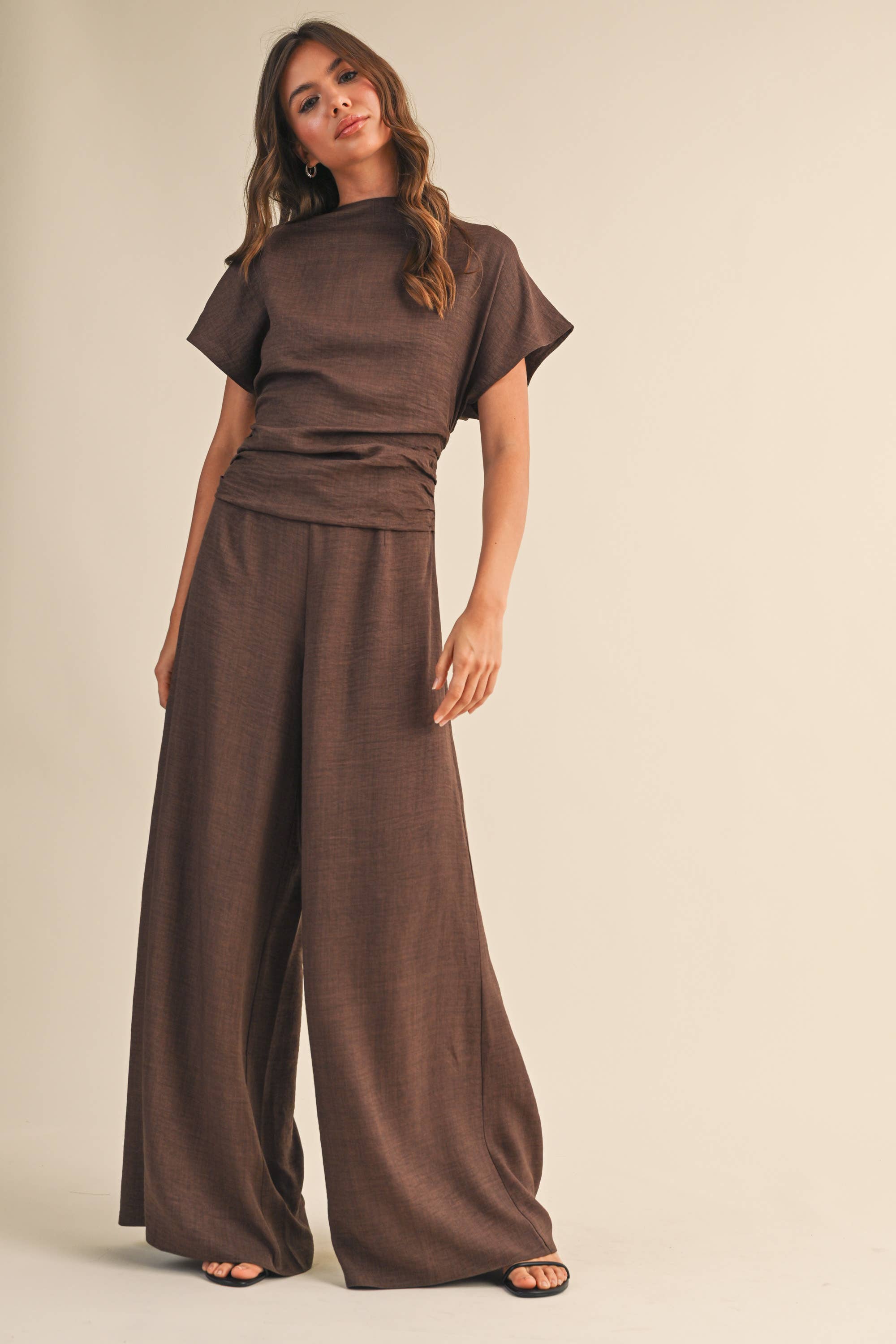 SHORT SLEEVE RUCHED WIDE LEG JUMPSUIT