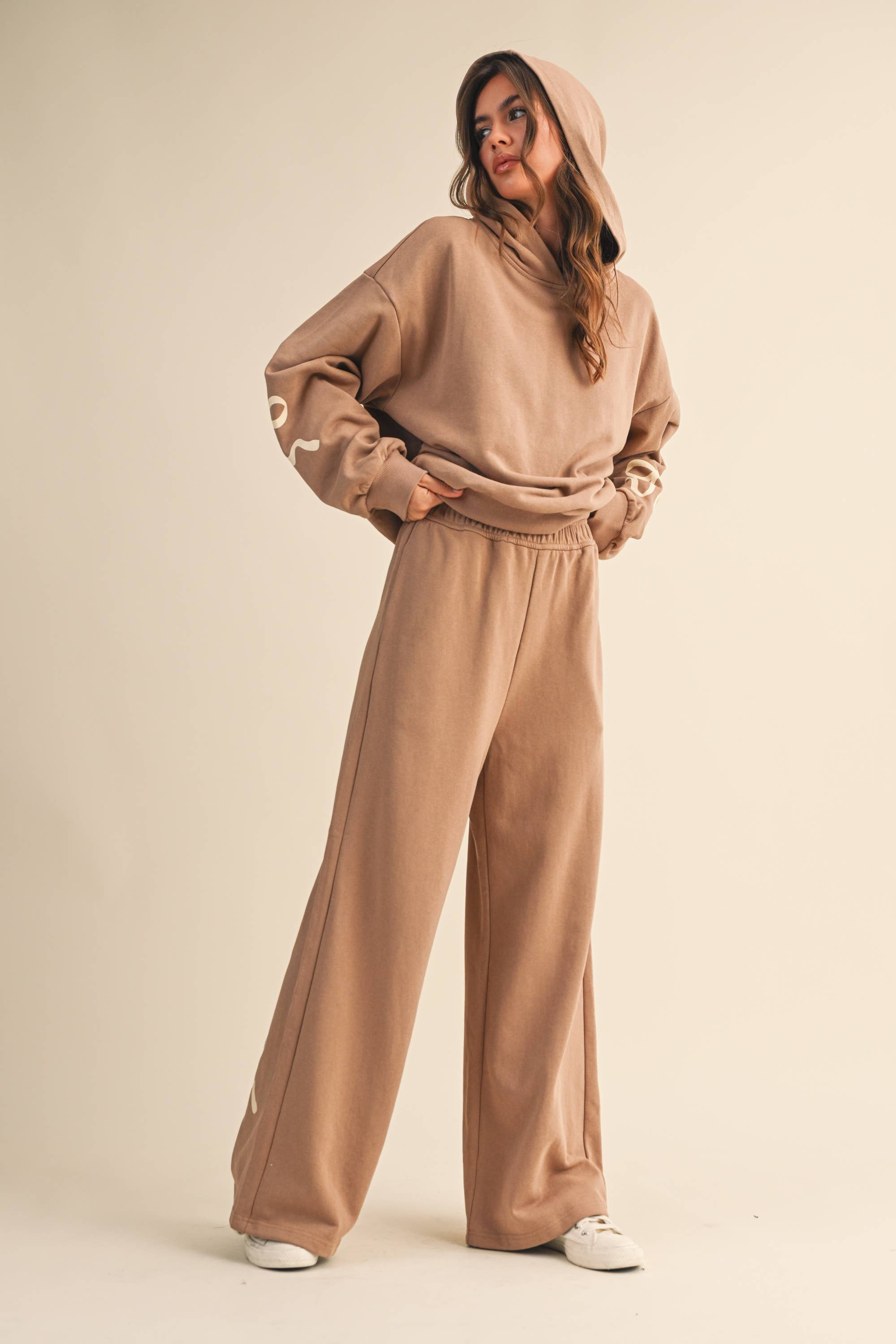 BOW PRINT HOODIE SWEATSHIRT AND WIDE PANTS SET