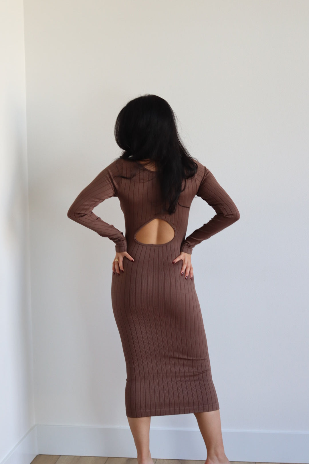 Seamless Ribbed Midi Dress