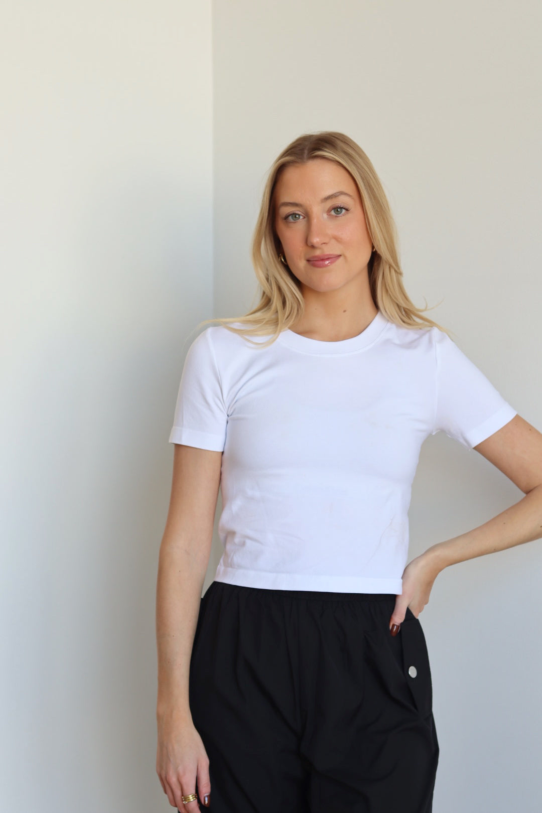 Basic Seamless Tee