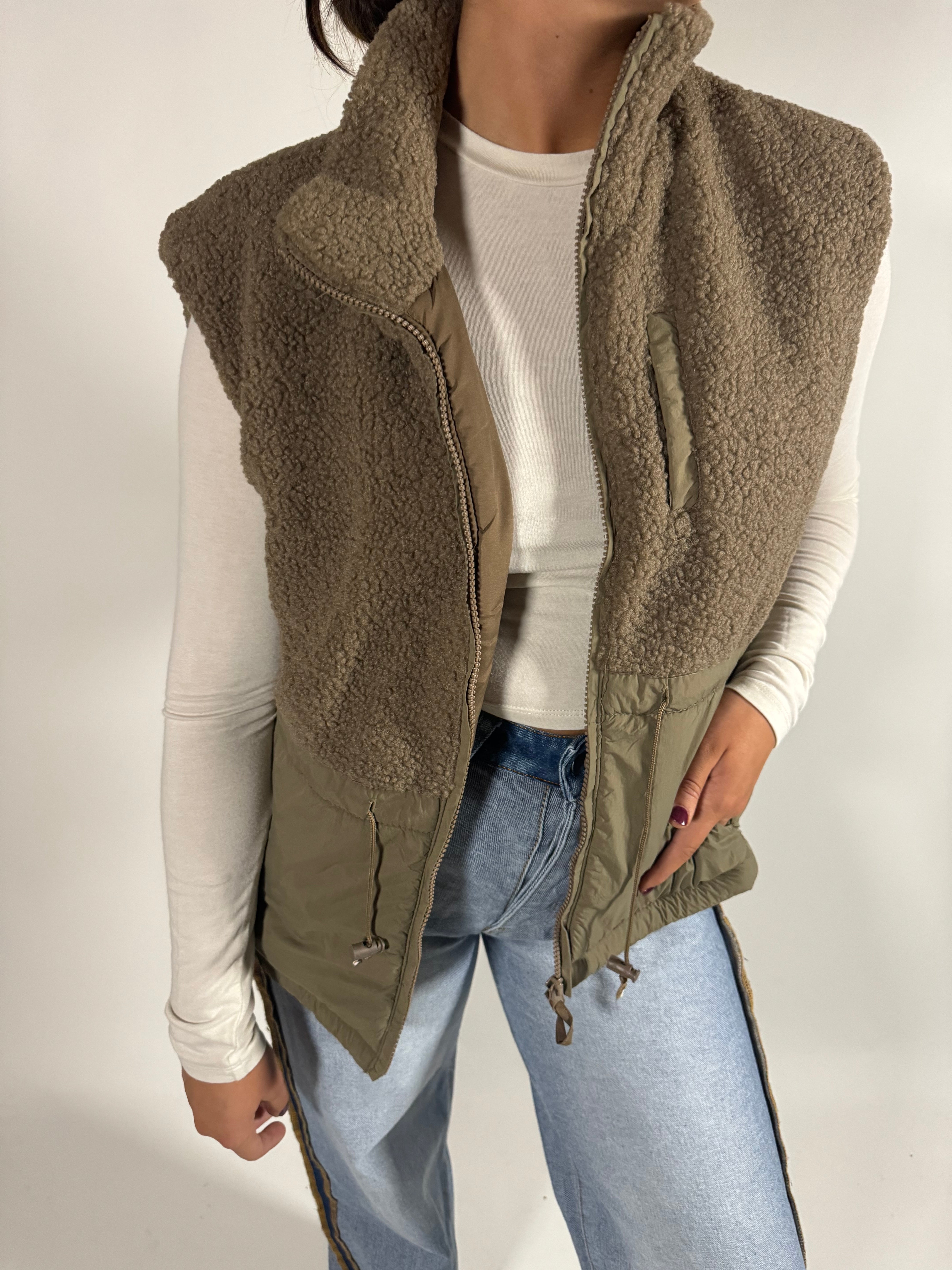 Oversized Teddy Zip Vest