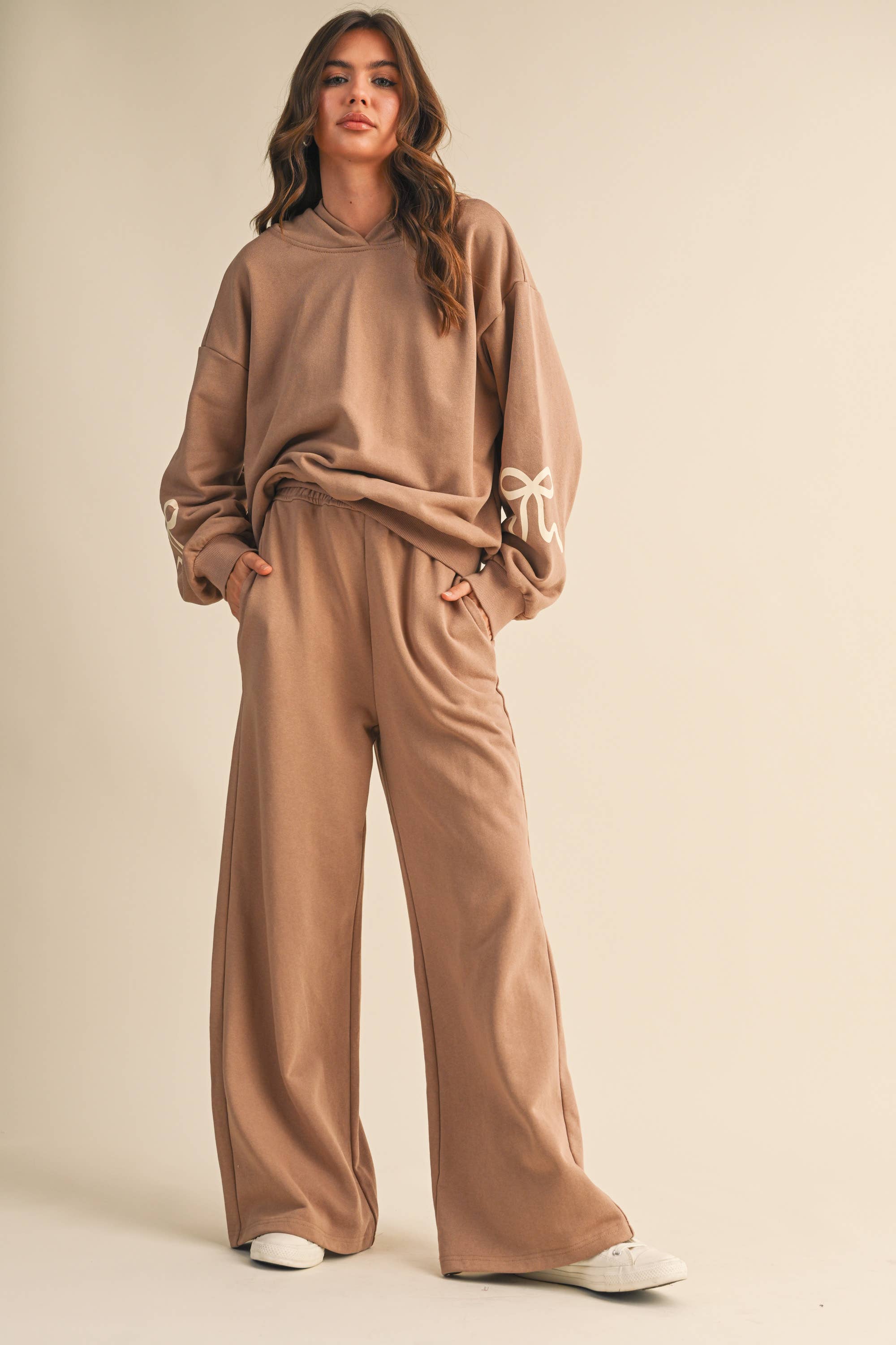 BOW PRINT HOODIE SWEATSHIRT AND WIDE PANTS SET