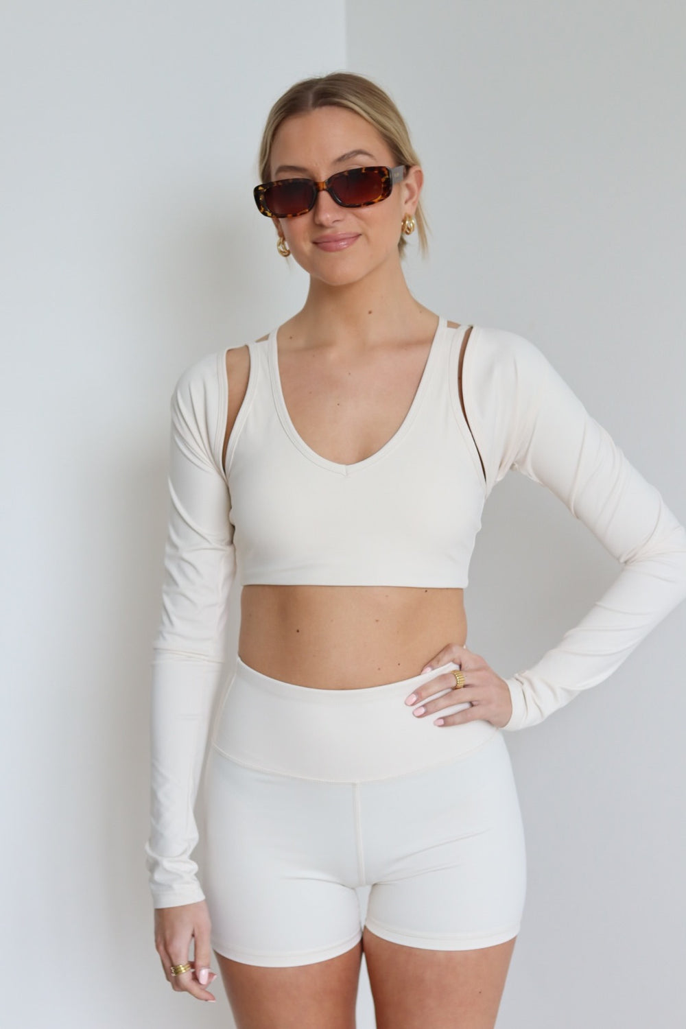 Lightweight Athletic Shrug