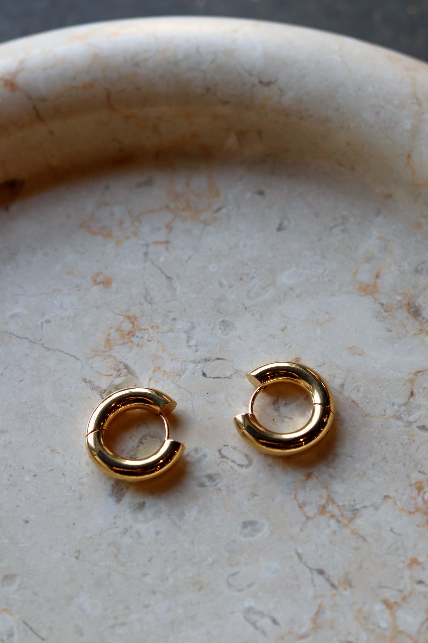 Chunky Tube Hoops